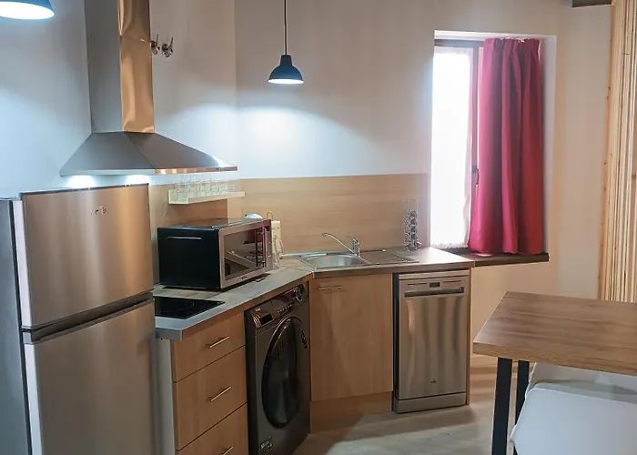 Turisticos Puerta Del Mariscal 1-1 * Ávila